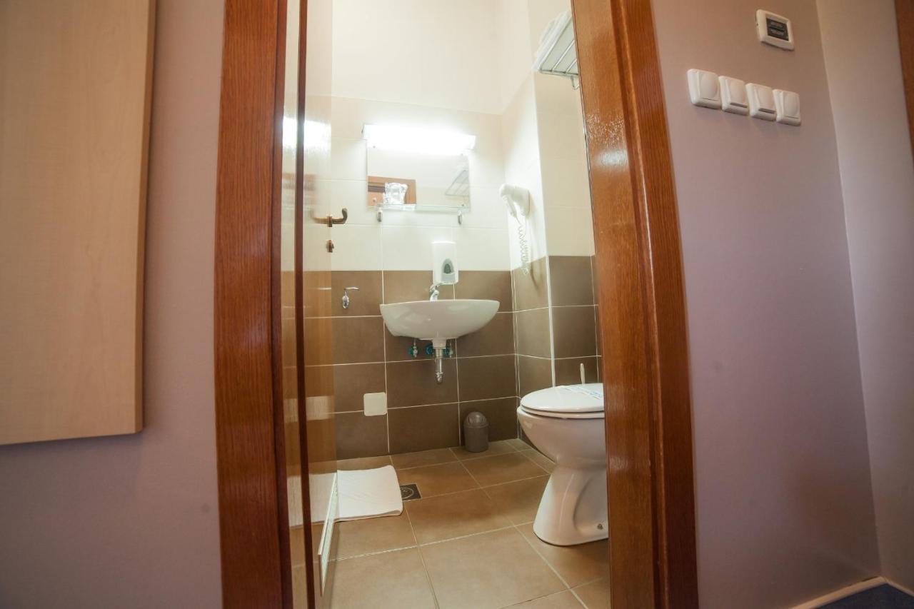 Hotel Pakrac Εξωτερικό φωτογραφία