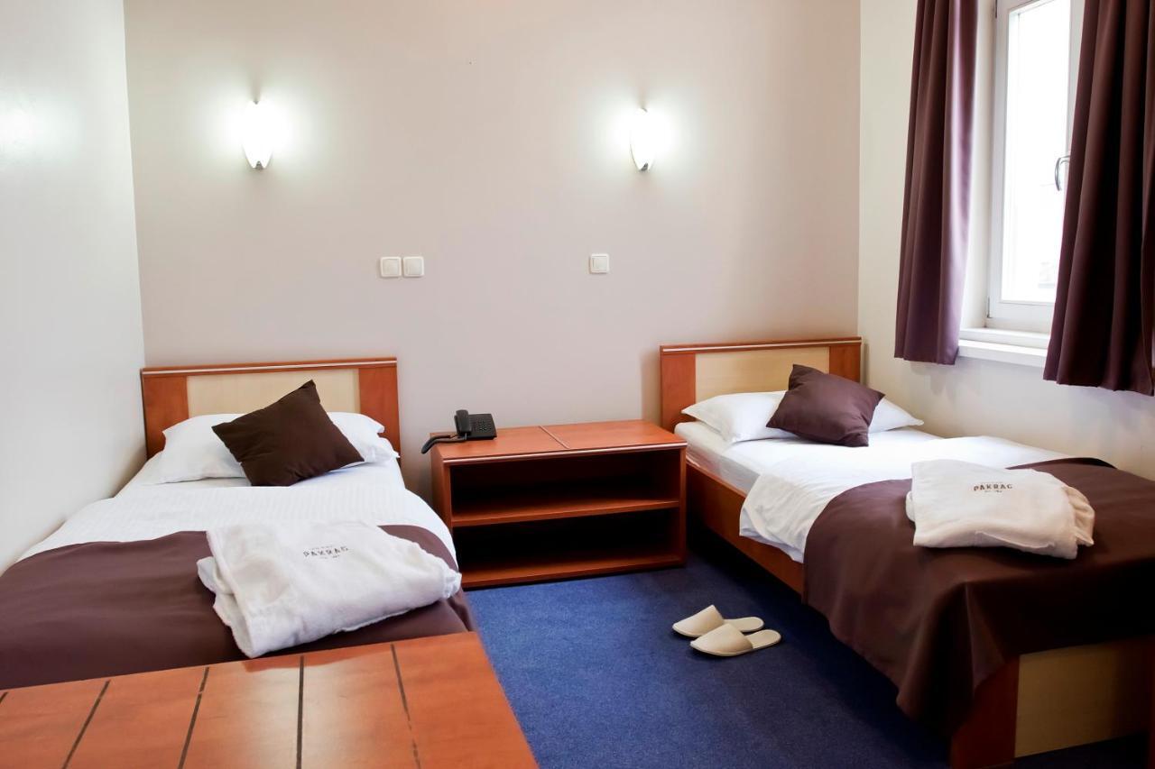 Hotel Pakrac Εξωτερικό φωτογραφία